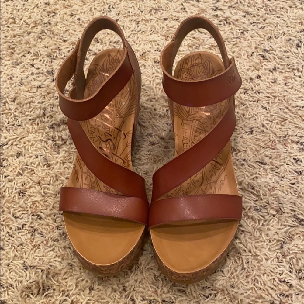 Blowfish wedges